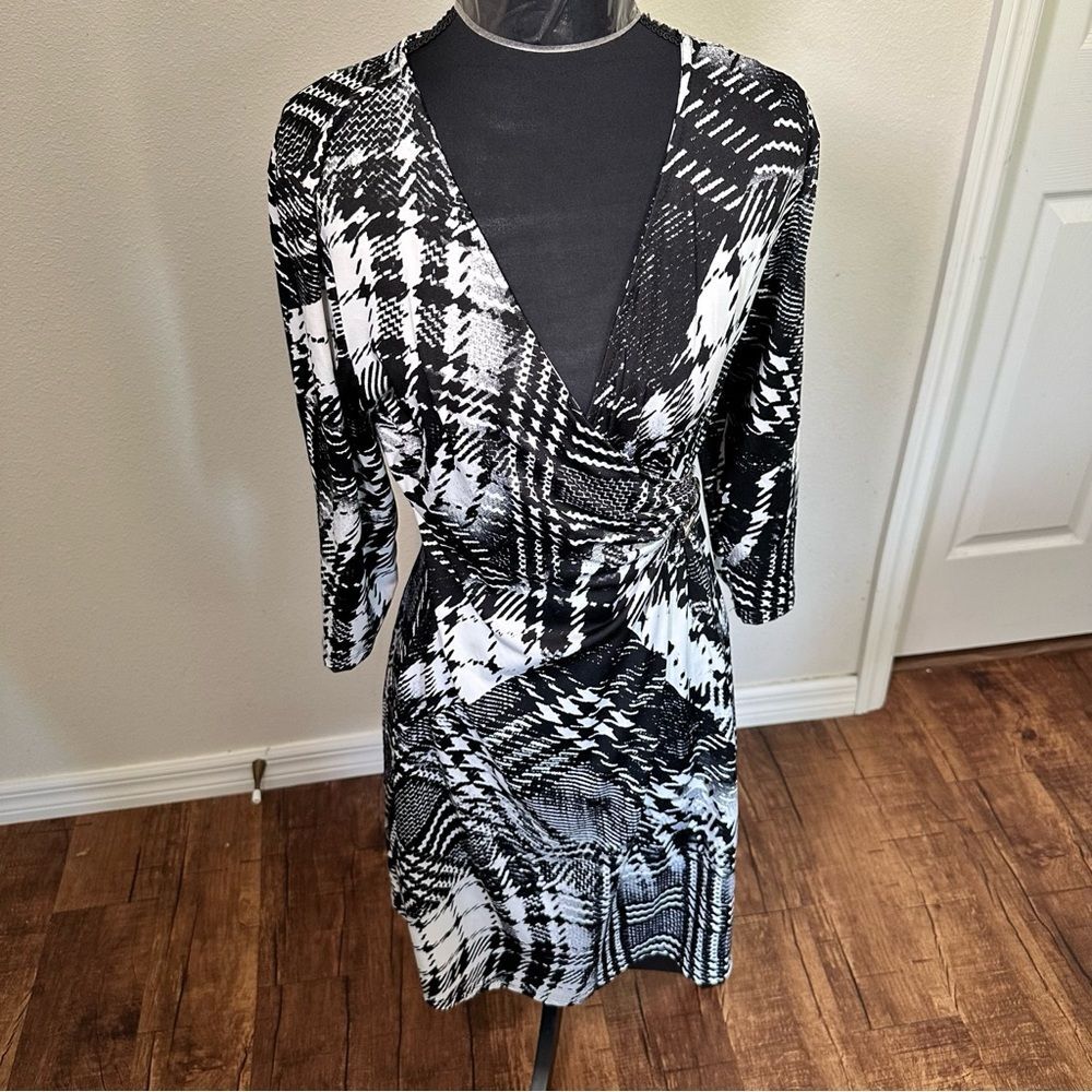 New Directions Black and White Plaid Dress MP